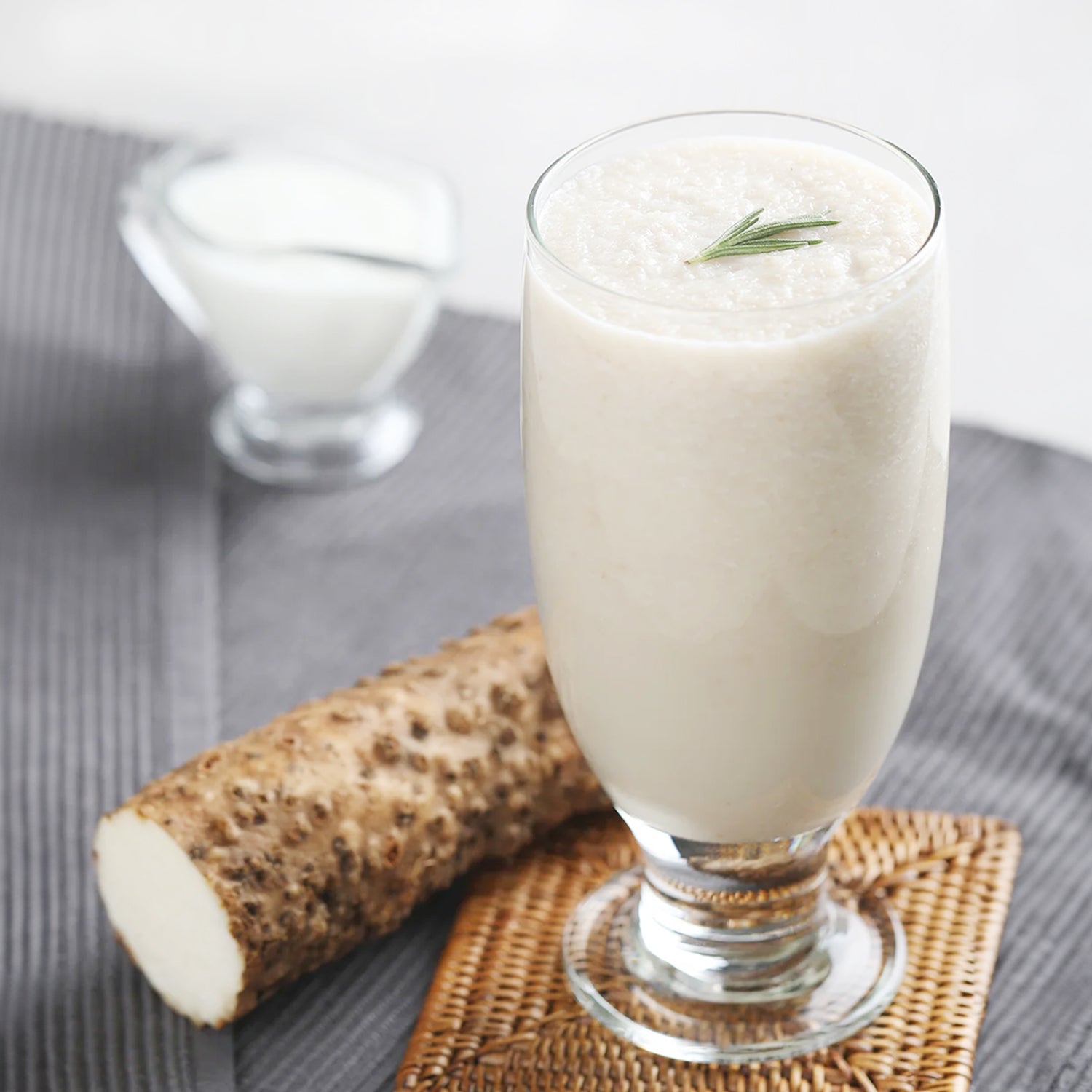 山芋・プレーンヨーグルトスムージー